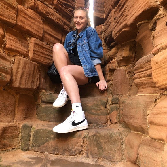 Meet your Posher, Jess - Picture 4 of 4